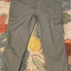 Liz Claiborne Women's Cargo Pants in Gray